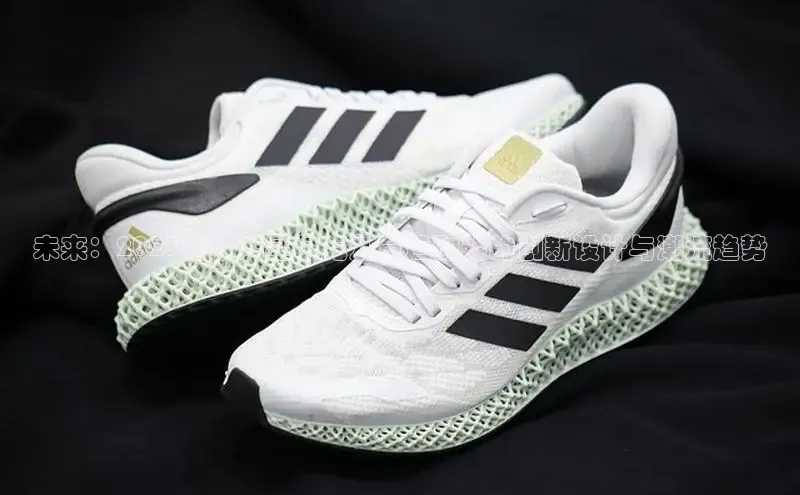 未来：2025新款鸿星尔克儿童运动鞋的创新设计与潮流趋势